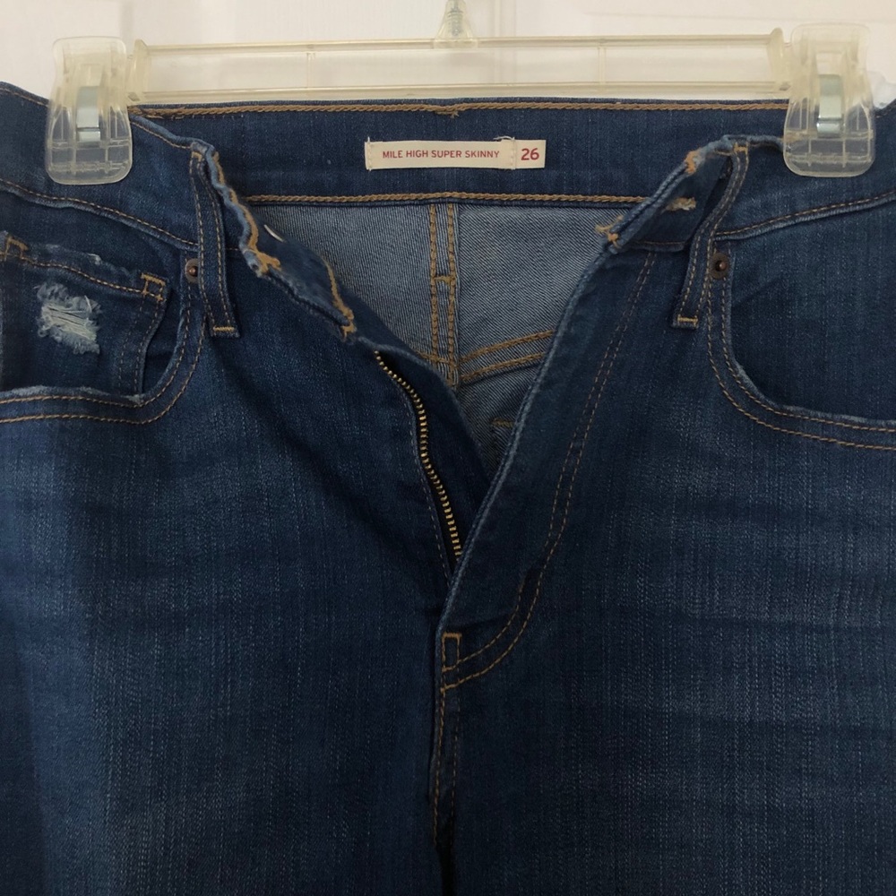 Levi jeans